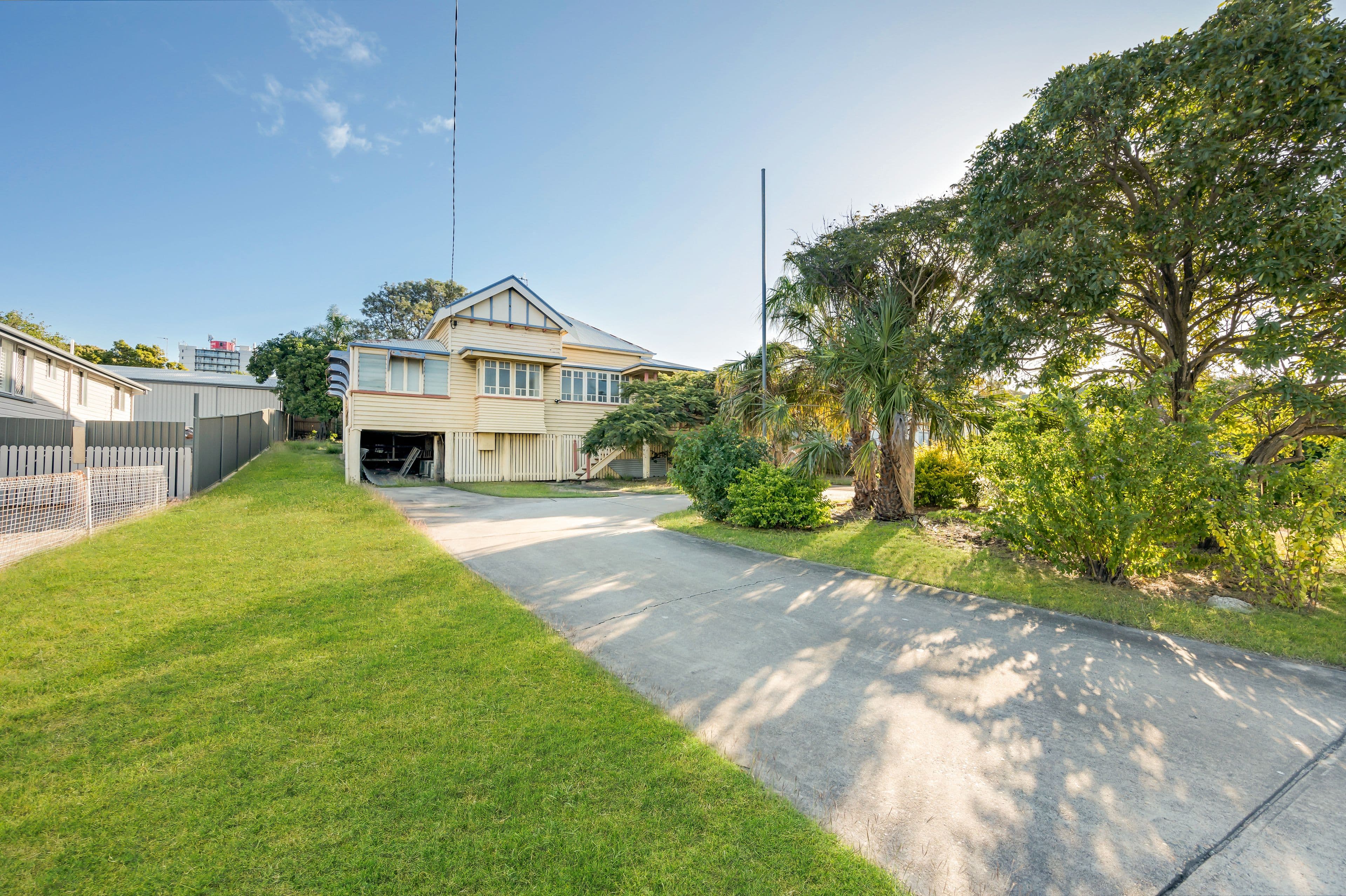 71 Flinders Parade, Gladstone Central QLD 4680, Gladstone Central - Image 1