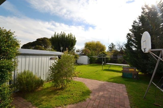 16 Batten Street, SEYMOUR VIC 3660, Seymour - Thumbnail 5