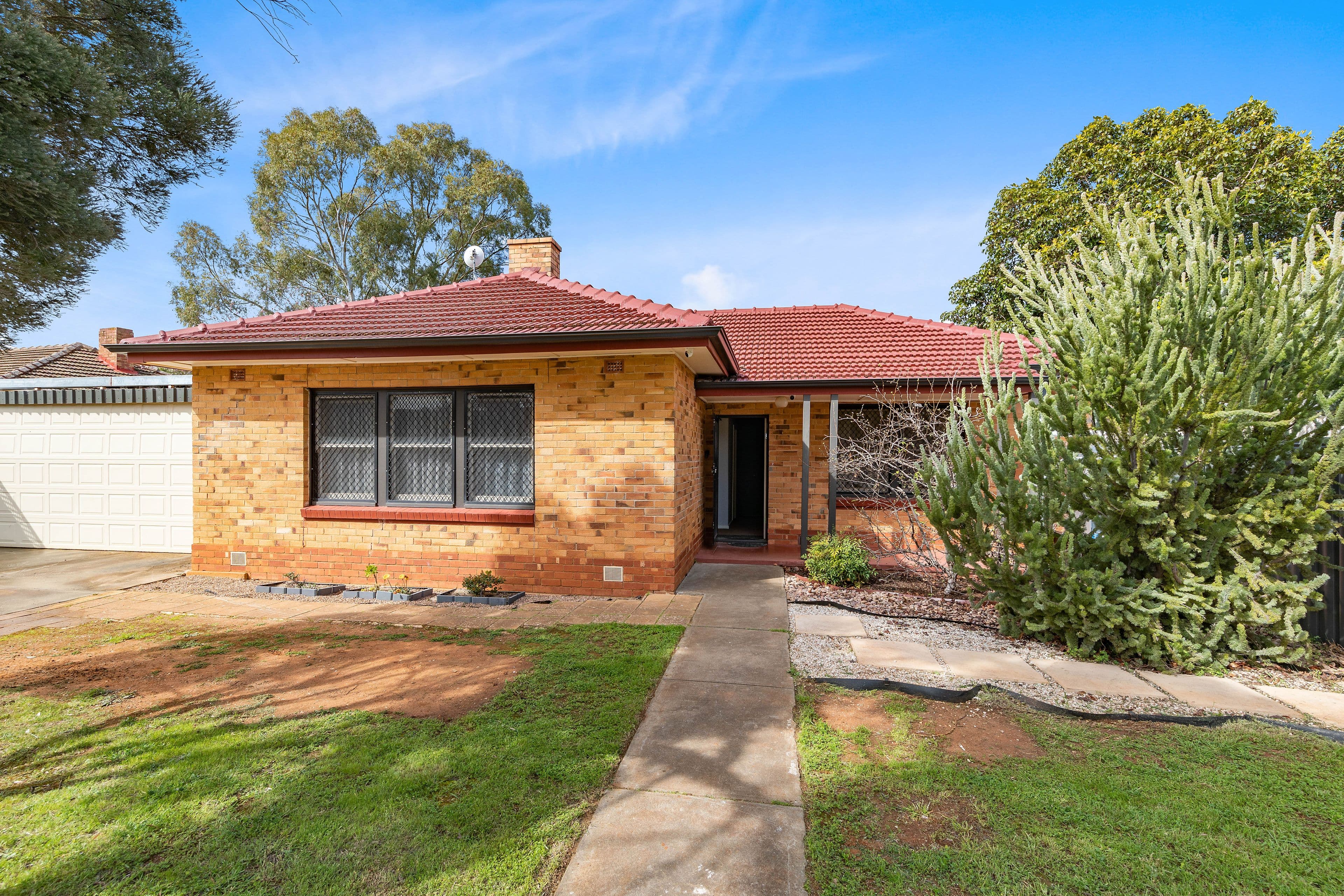 2 Walter Street, Elizabeth Downs SA 5113, Elizabeth Downs - Thumbnail 2