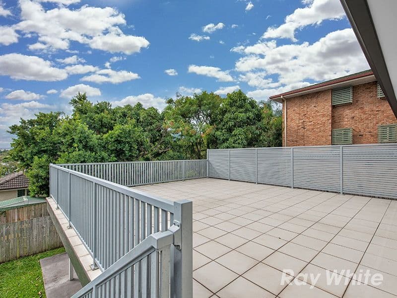 105 Alderley Avenue, Alderley QLD 4051, Alderley - Thumbnail 2