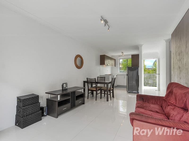105 Alderley Avenue, Alderley QLD 4051, Alderley - Thumbnail 3