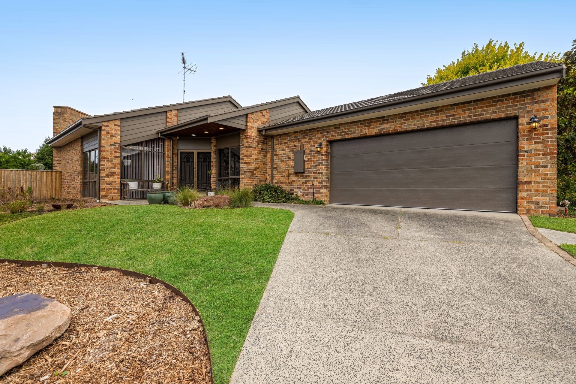 8 Michael Court, Berwick VIC 3806, Berwick - Image 1