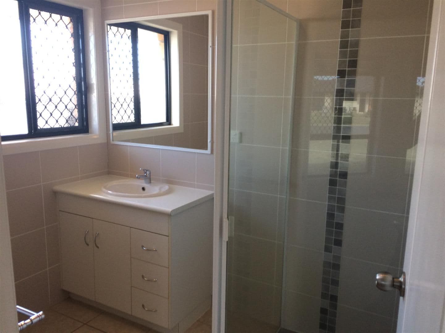 61 Buxton Drive, Gracemere QLD 4702, Gracemere - Thumbnail 5