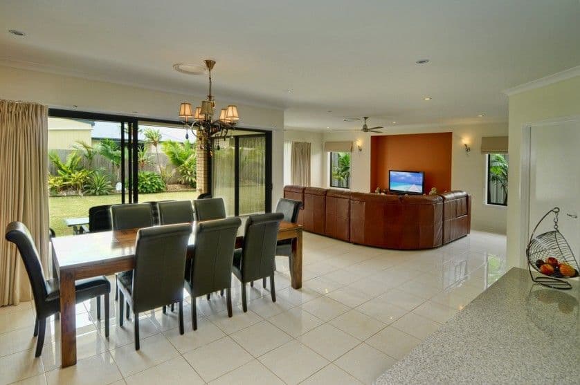 6 Guymer Court, CALOUNDRA WEST QLD 4551, Caloundra West - Thumbnail 3