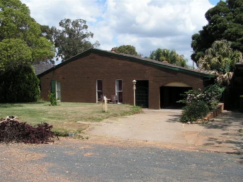 31 Brigalow Avenue, DUBBO NSW 2830, Dubbo - Image 1