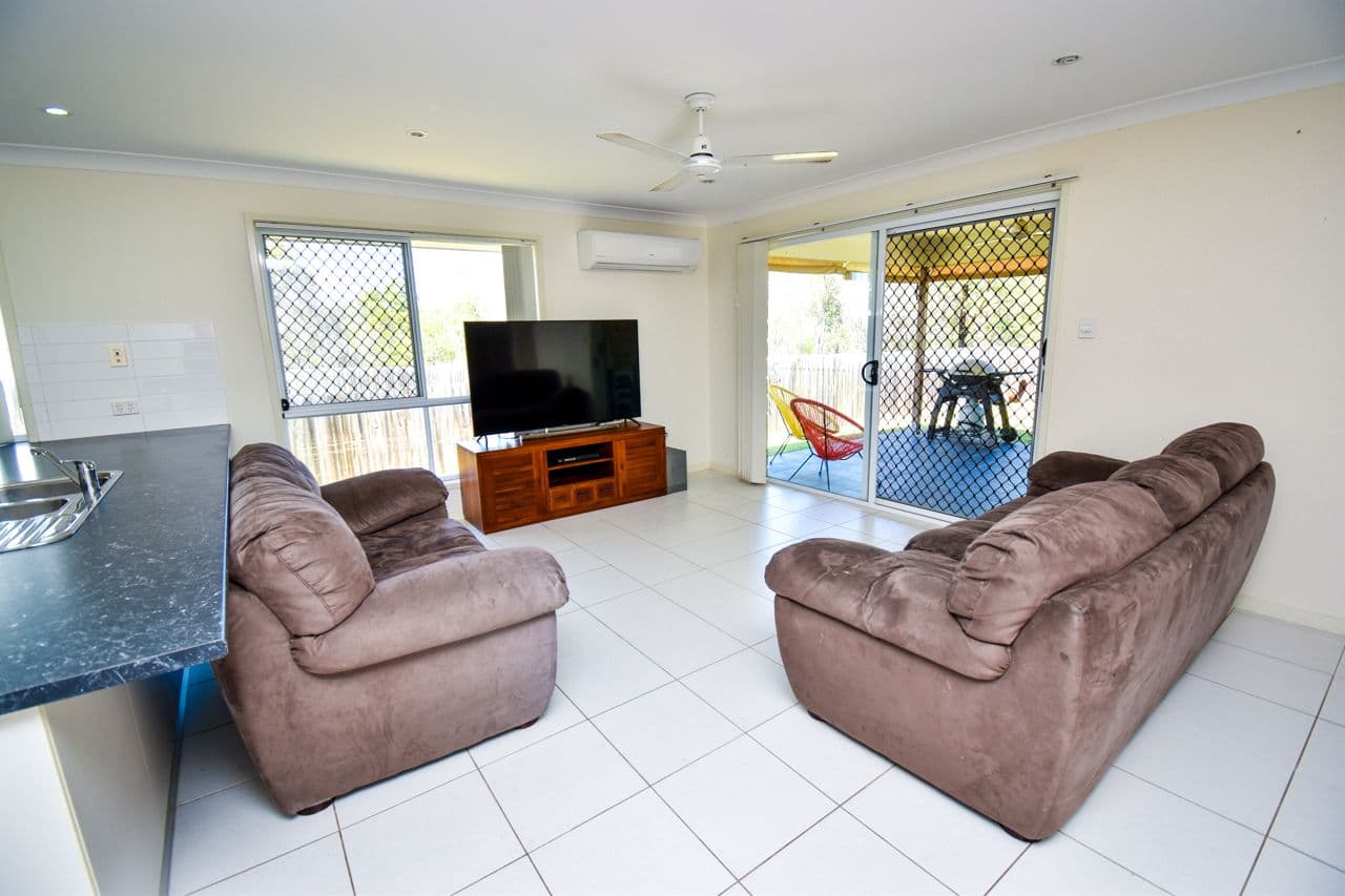 54 Briffney Street, Kirkwood QLD 4680, Kirkwood - Thumbnail 5
