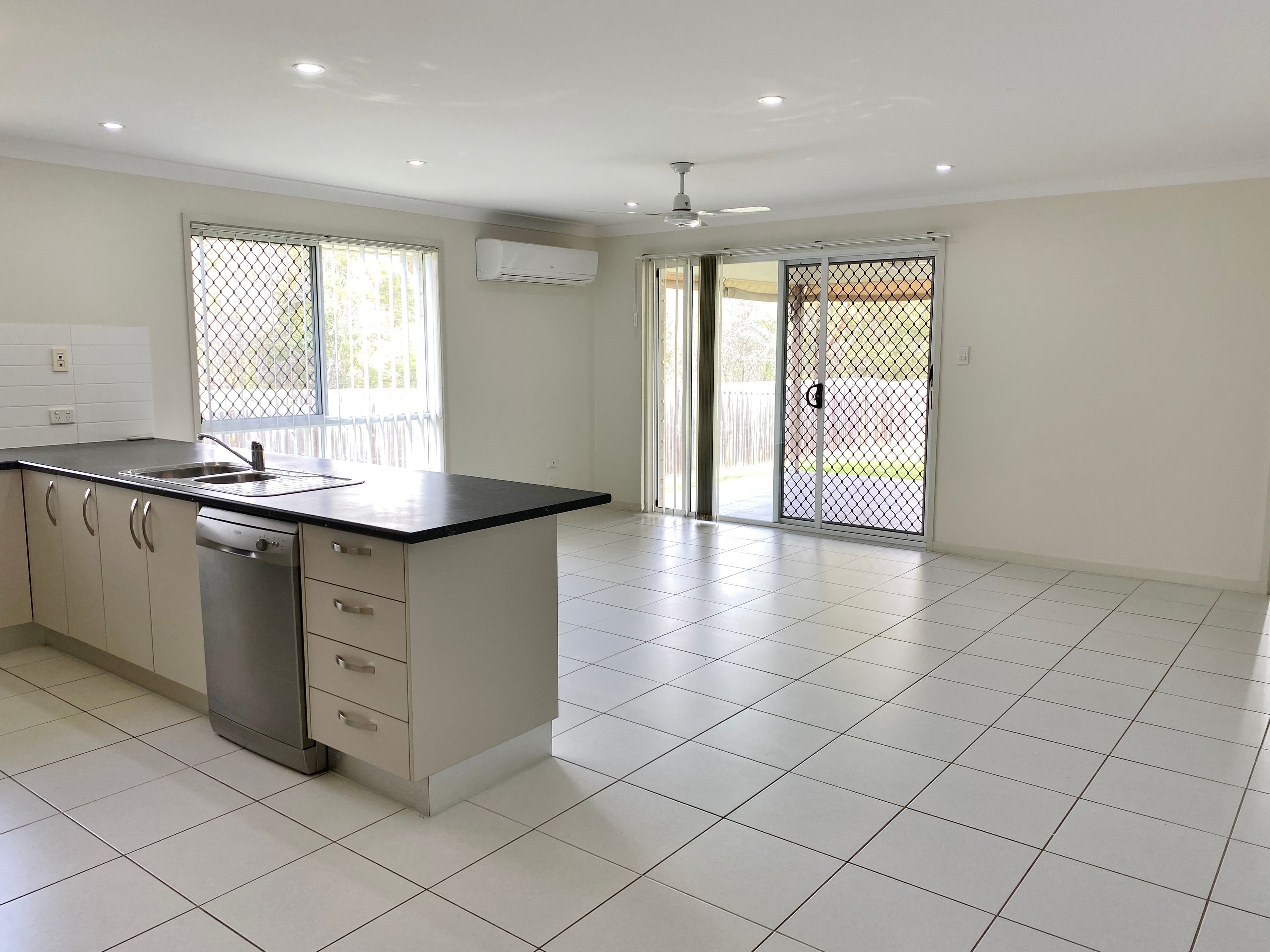 54 Briffney Street, Kirkwood QLD 4680, Kirkwood - Thumbnail 8