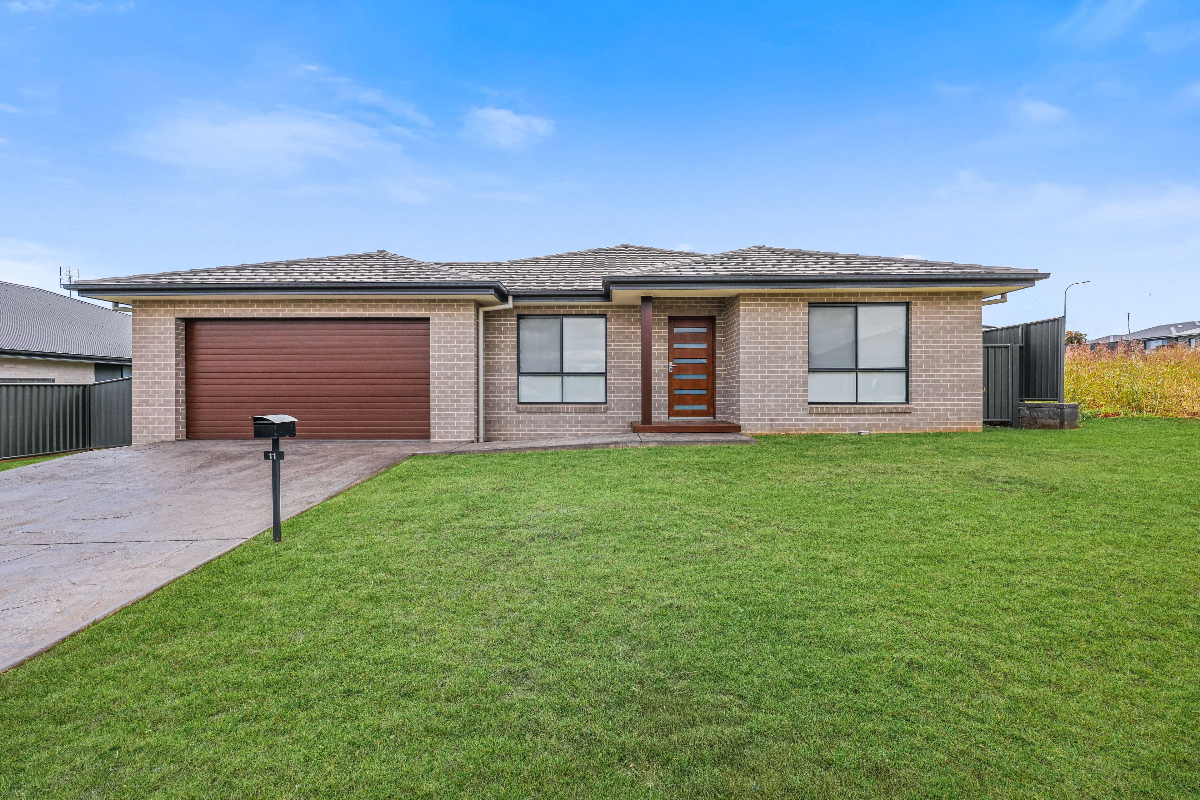 11 Sherborne Street, Tamworth NSW 2340, Tamworth - Image 1