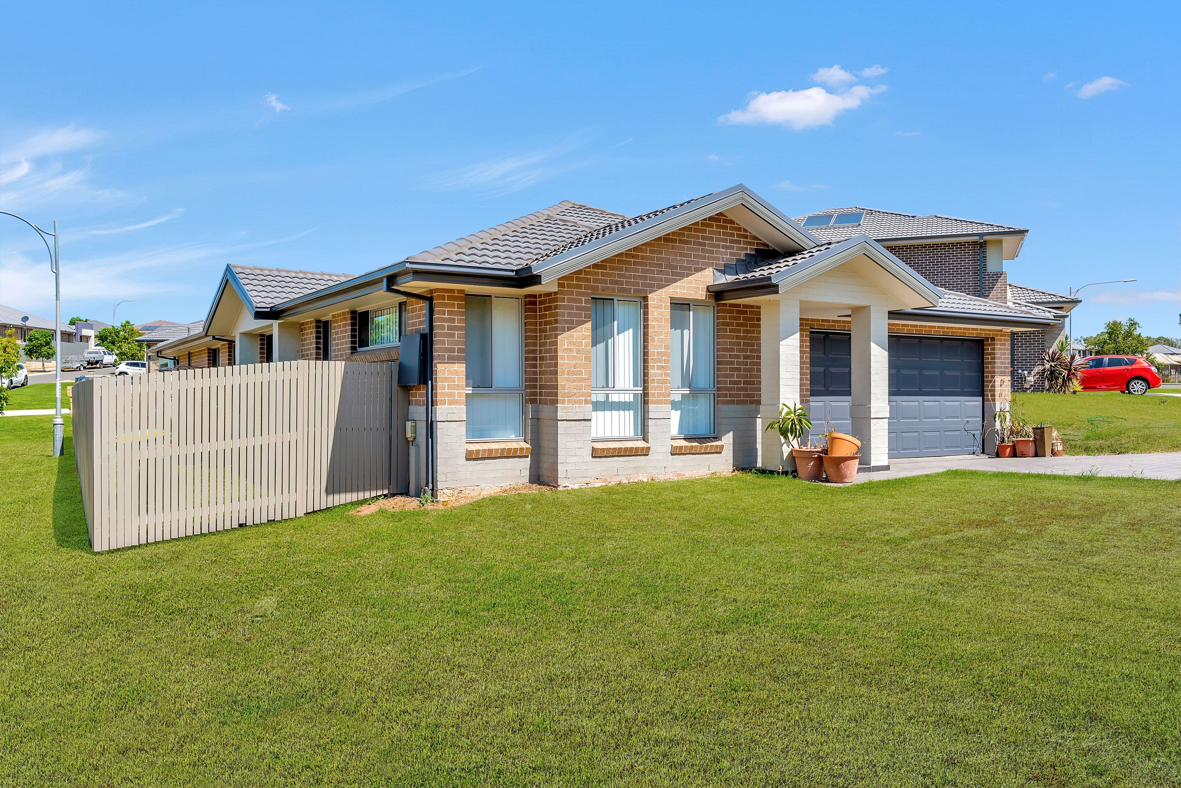 131 Robey Avenue, Middleton Grange - Thumbnail 2