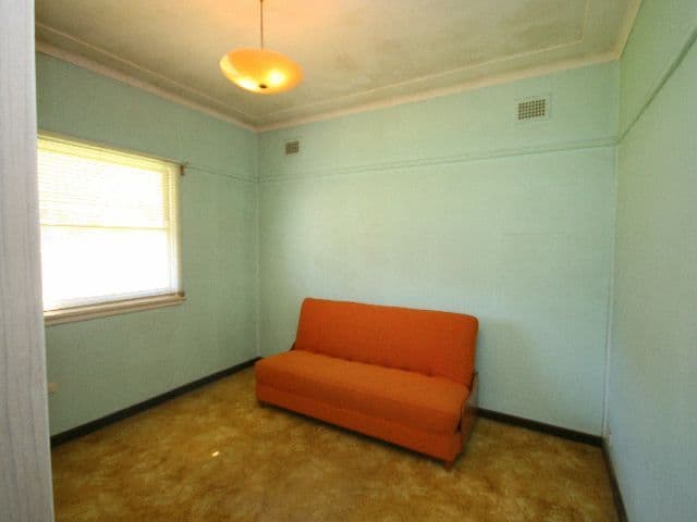 64 Woodbine Street, YAGOONA NSW 2199, Yagoona - Thumbnail 5