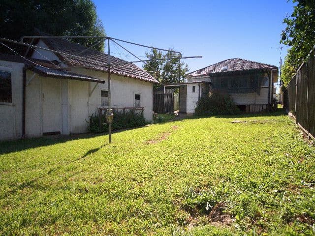64 Woodbine Street, YAGOONA NSW 2199, Yagoona - Thumbnail 6