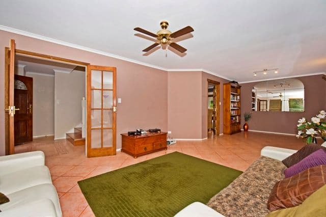 24 Shinnecock Close, HOPE ISLAND QLD 4212, Hope Island - Thumbnail 3