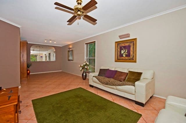 24 Shinnecock Close, HOPE ISLAND QLD 4212, Hope Island - Thumbnail 4