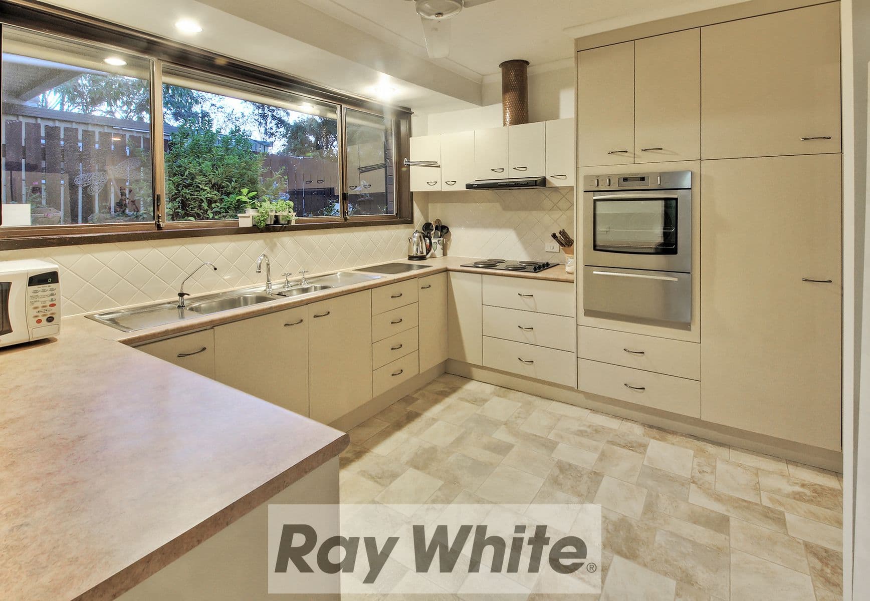 7 Laughlin Street, Kingston QLD 4114, Kingston - Thumbnail 5