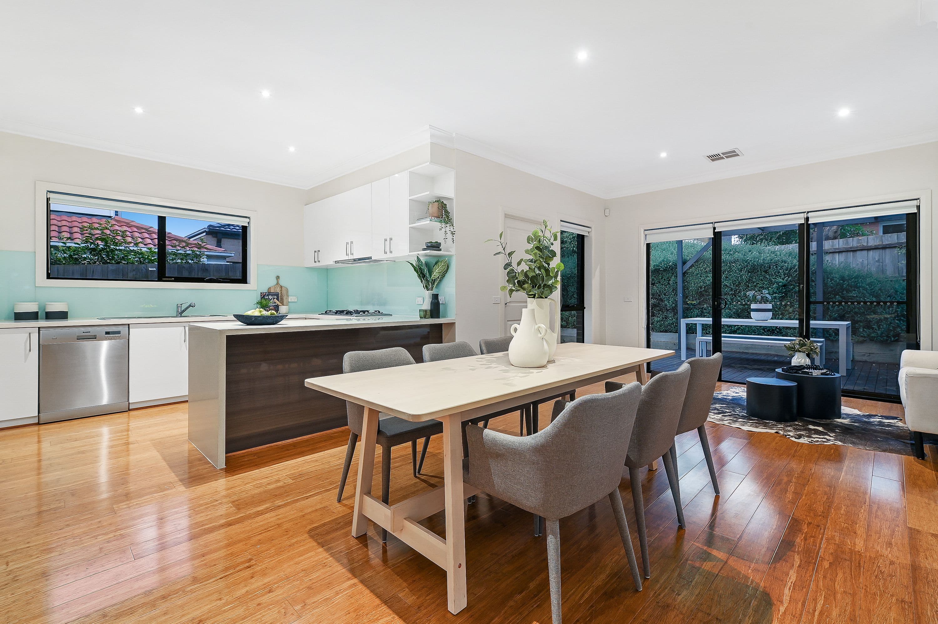 2 Nicole Street, Mount Waverley VIC 3149, Mount Waverley - Thumbnail 4
