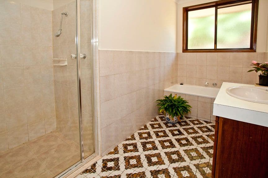 15 Homestead Drive, WHEELERS HILL VIC 3150, Wheelers Hill - Thumbnail 5