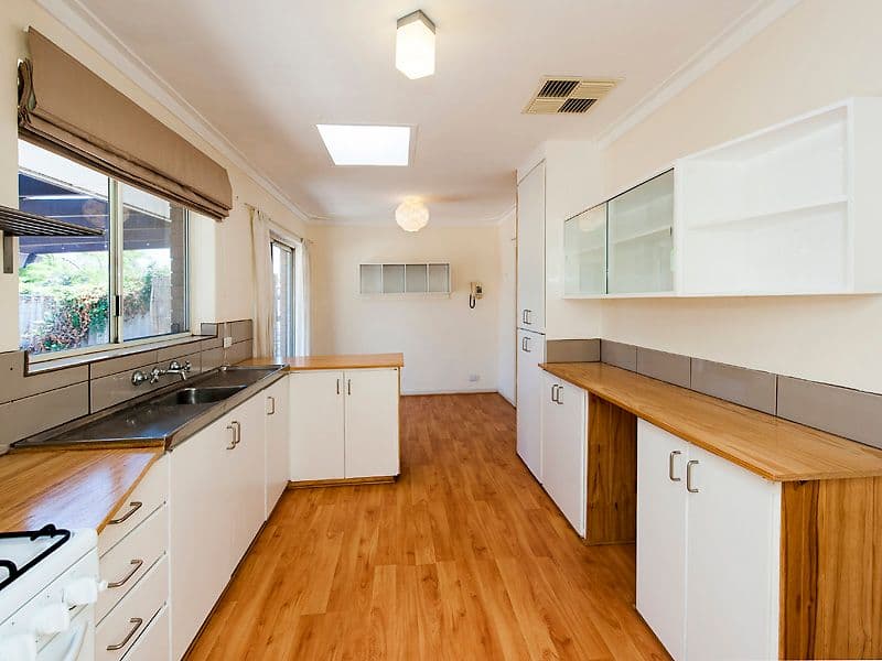63 Axminster Street, Warnbro WA 6169, Warnbro - Thumbnail 3