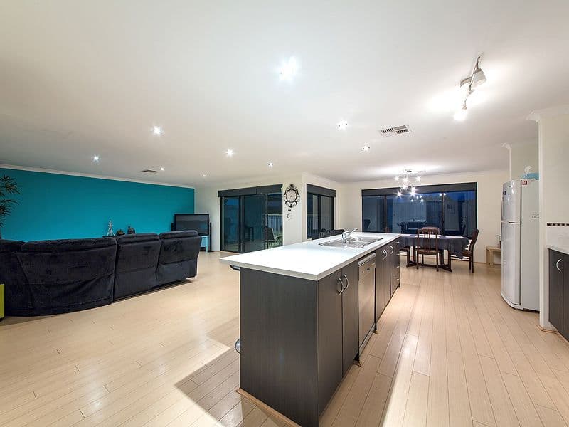 32 ASHMORE Avenue, Two Rocks WA 6037, Two Rocks - Thumbnail 3