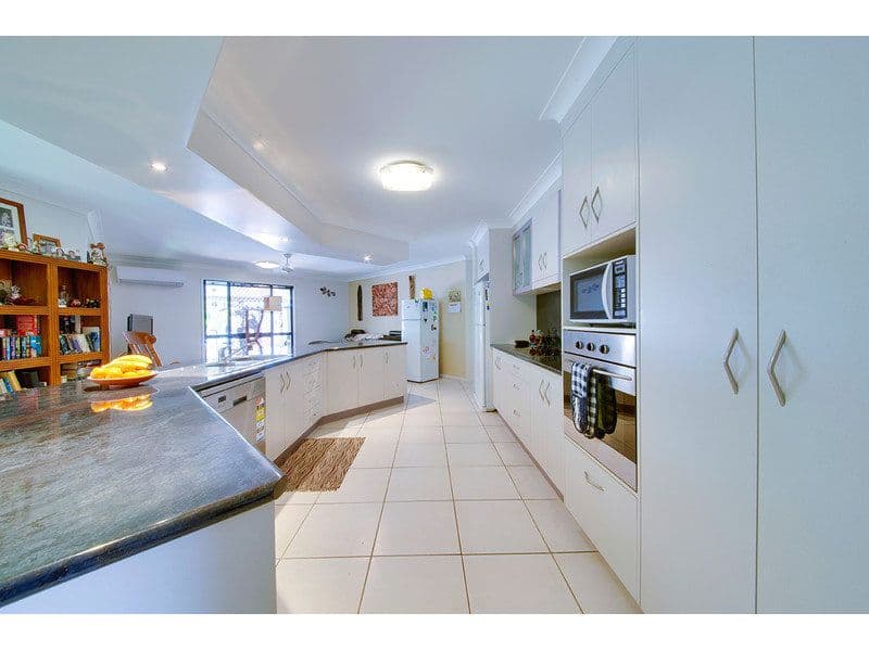 14 Kingfisher Drive, Yeppoon QLD 4703, Yeppoon - Thumbnail 2