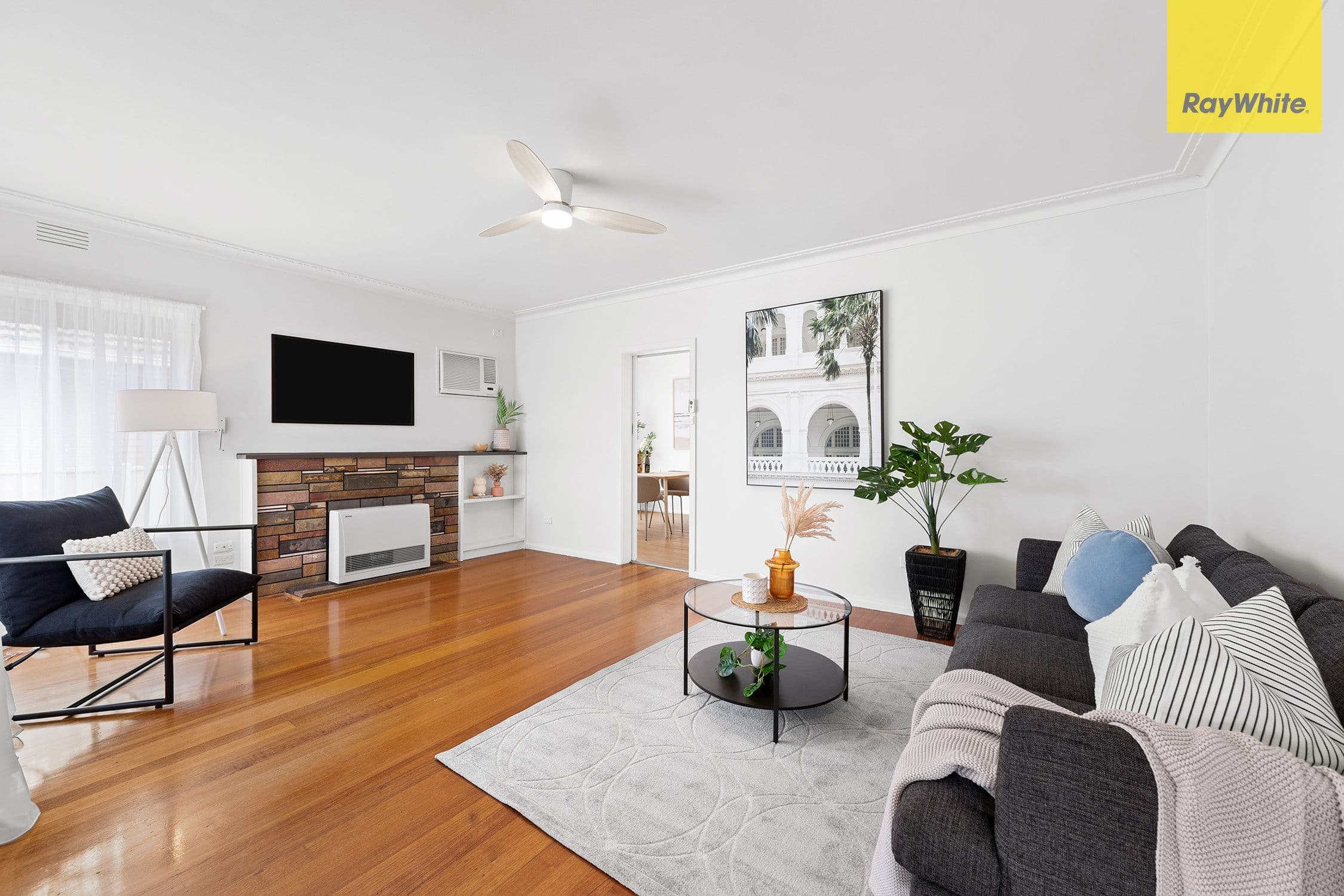 15 Pinoak Street, St Albans VIC 3021, St Albans - Thumbnail 2