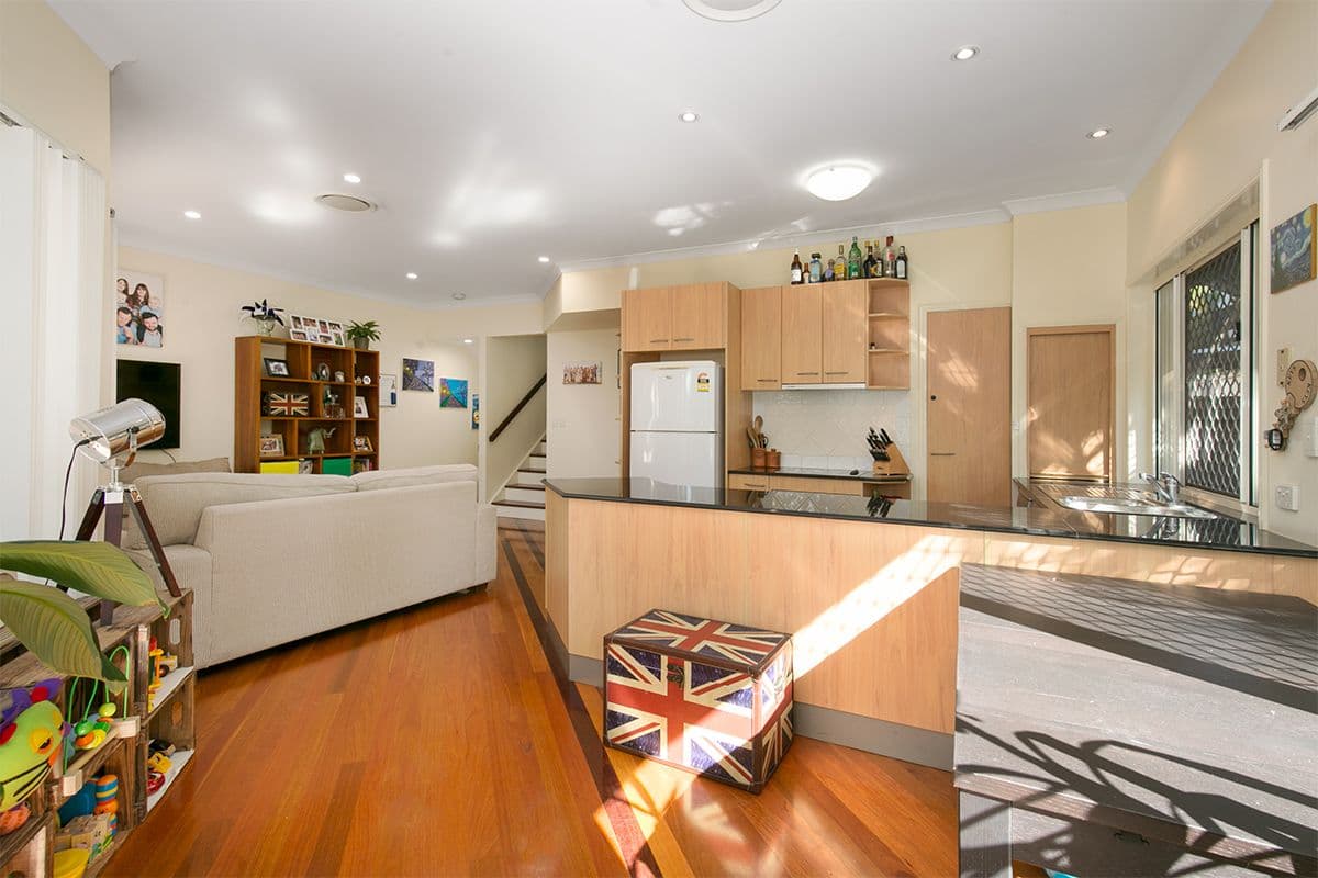 24 Prospect Terrace, St Lucia QLD 4067, St Lucia - Thumbnail 3