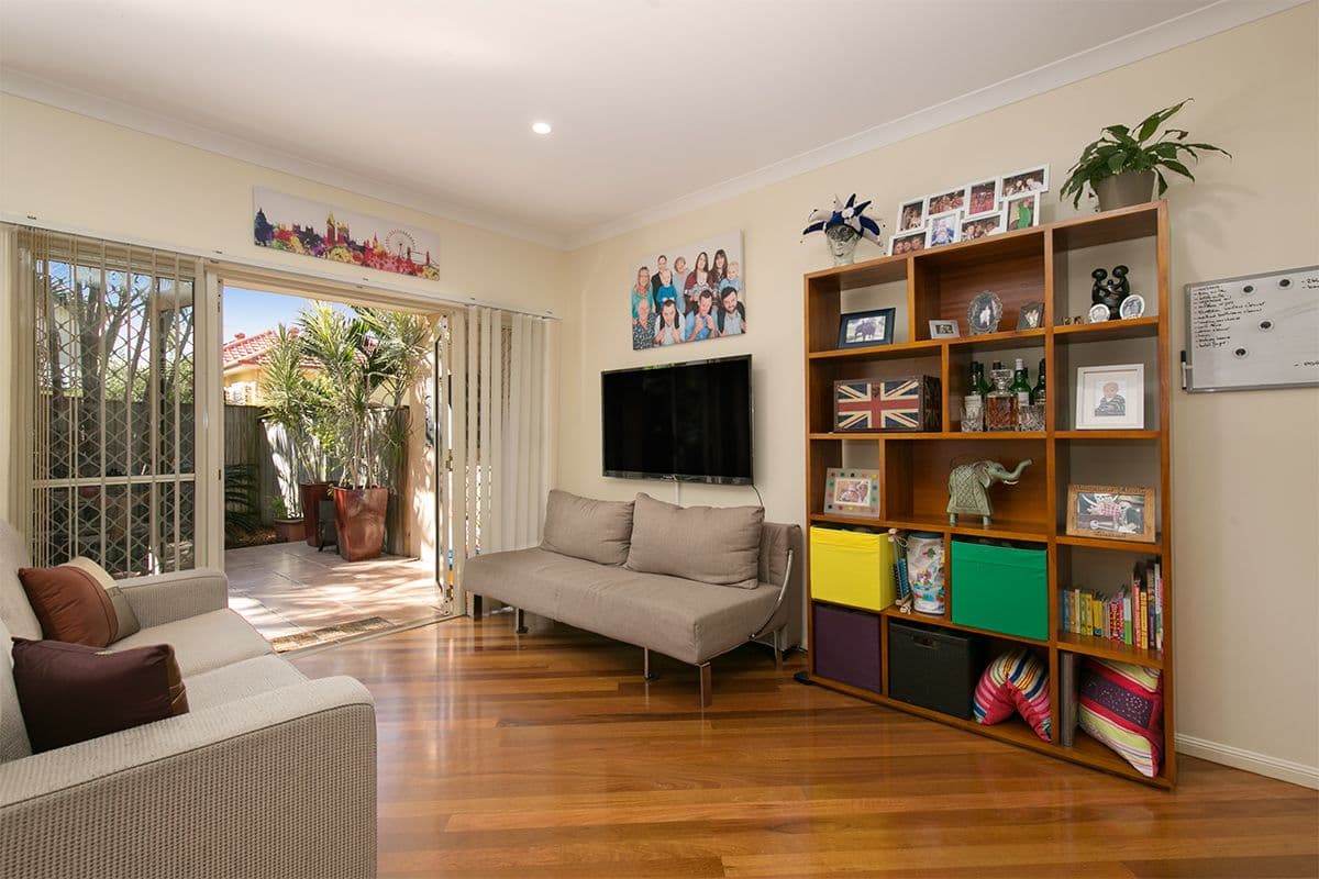 24 Prospect Terrace, St Lucia QLD 4067, St Lucia - Thumbnail 5