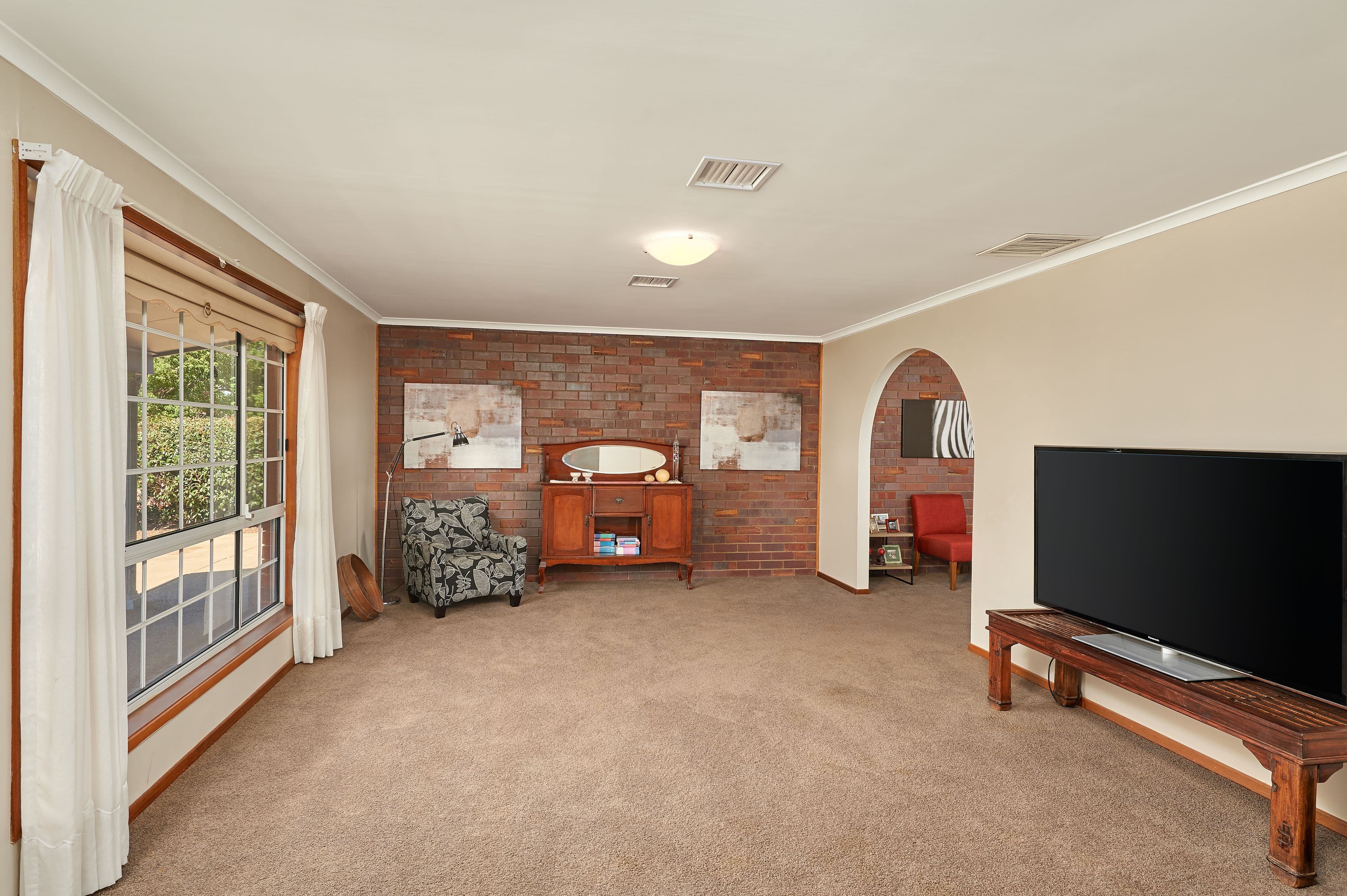 103 Dalkeith Avenue, Lake Albert - Thumbnail 8