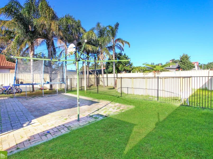 23 Bateman Avenue, ALBION PARK RAIL NSW 2527, Albion Park Rail - Thumbnail 8