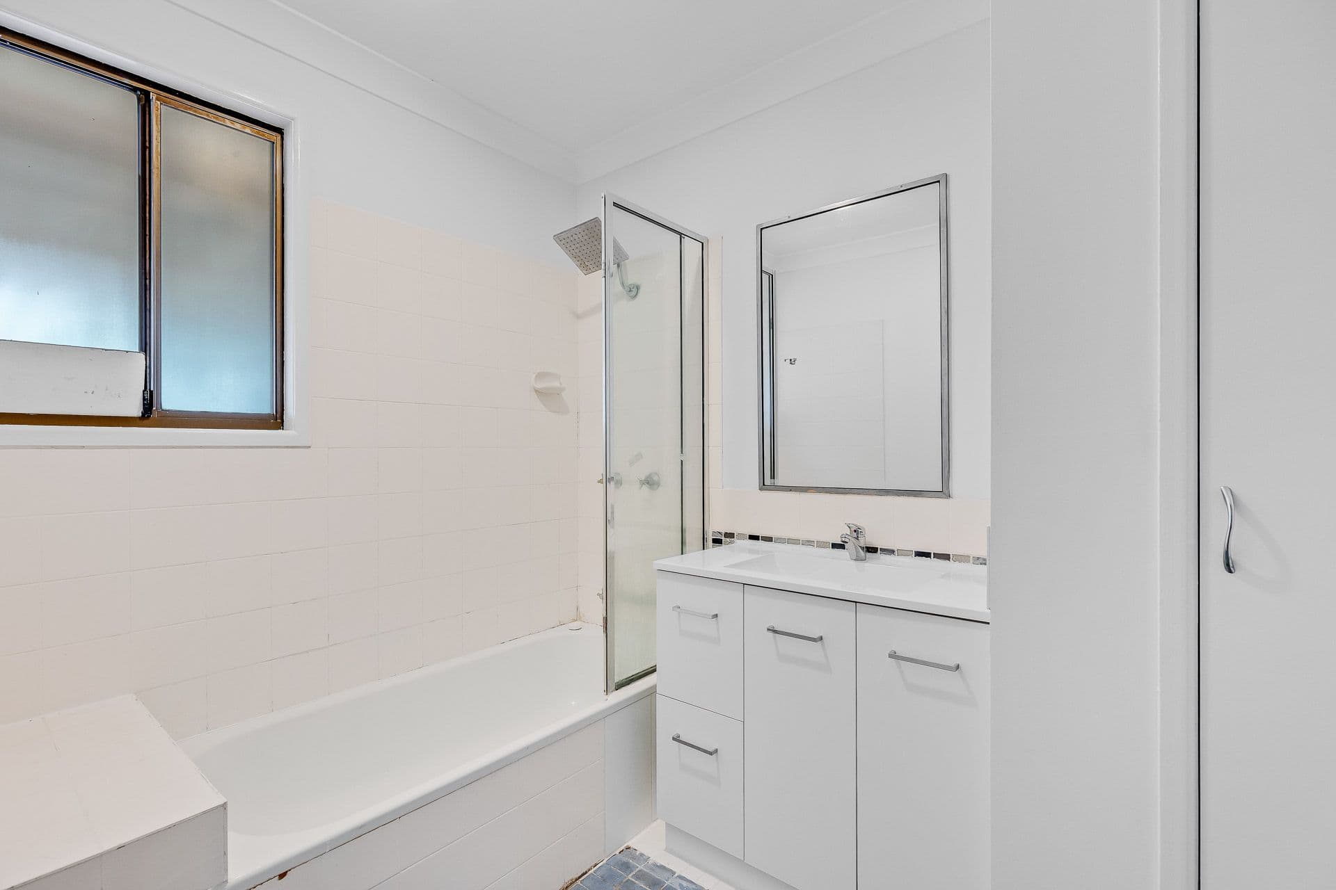 112 Hogg Street, Wilsonton Heights QLD 4350, Wilsonton Heights - Thumbnail 8