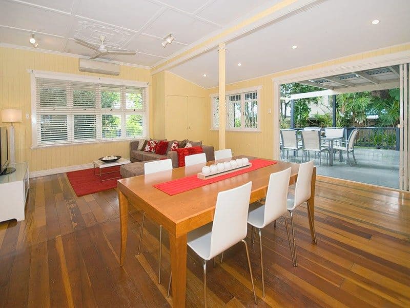 32  Douglas Street, YERONGA QLD 4104, Yeronga - Thumbnail 2