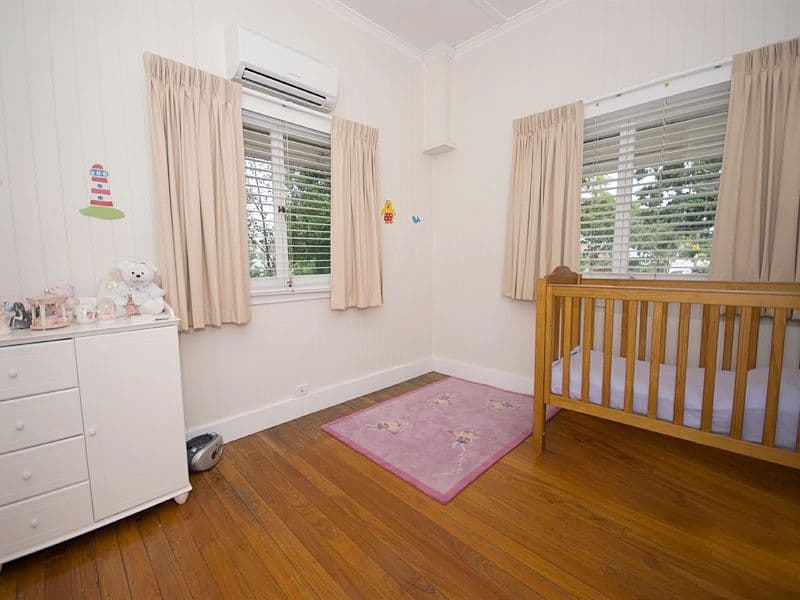 32  Douglas Street, YERONGA QLD 4104, Yeronga - Thumbnail 5