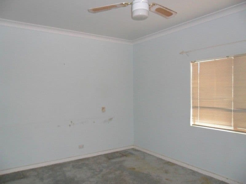 323 Piper Street, BROKEN HILL NSW 2880, Broken Hill - Thumbnail 3