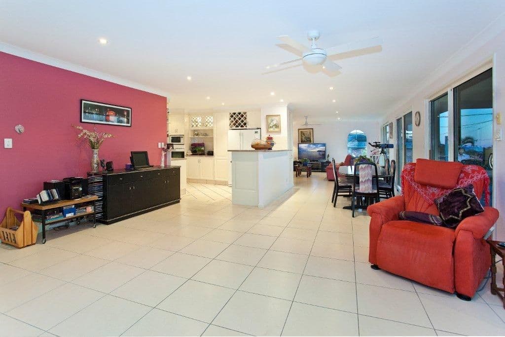 1 Somerset Avenue, BANORA POINT NSW 2486, Banora Point - Thumbnail 4