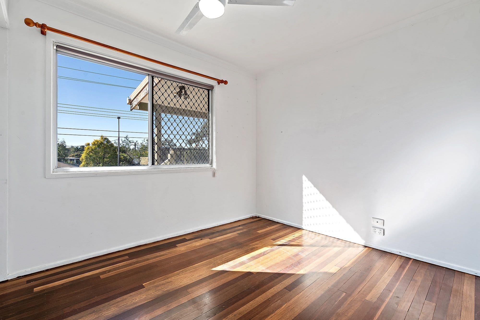 198 Juers Street, Kingston QLD 4114, Kingston - Thumbnail 5