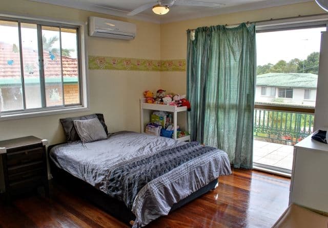 18 Morialta Street, MANSFIELD QLD 4122, Mansfield - Thumbnail 4