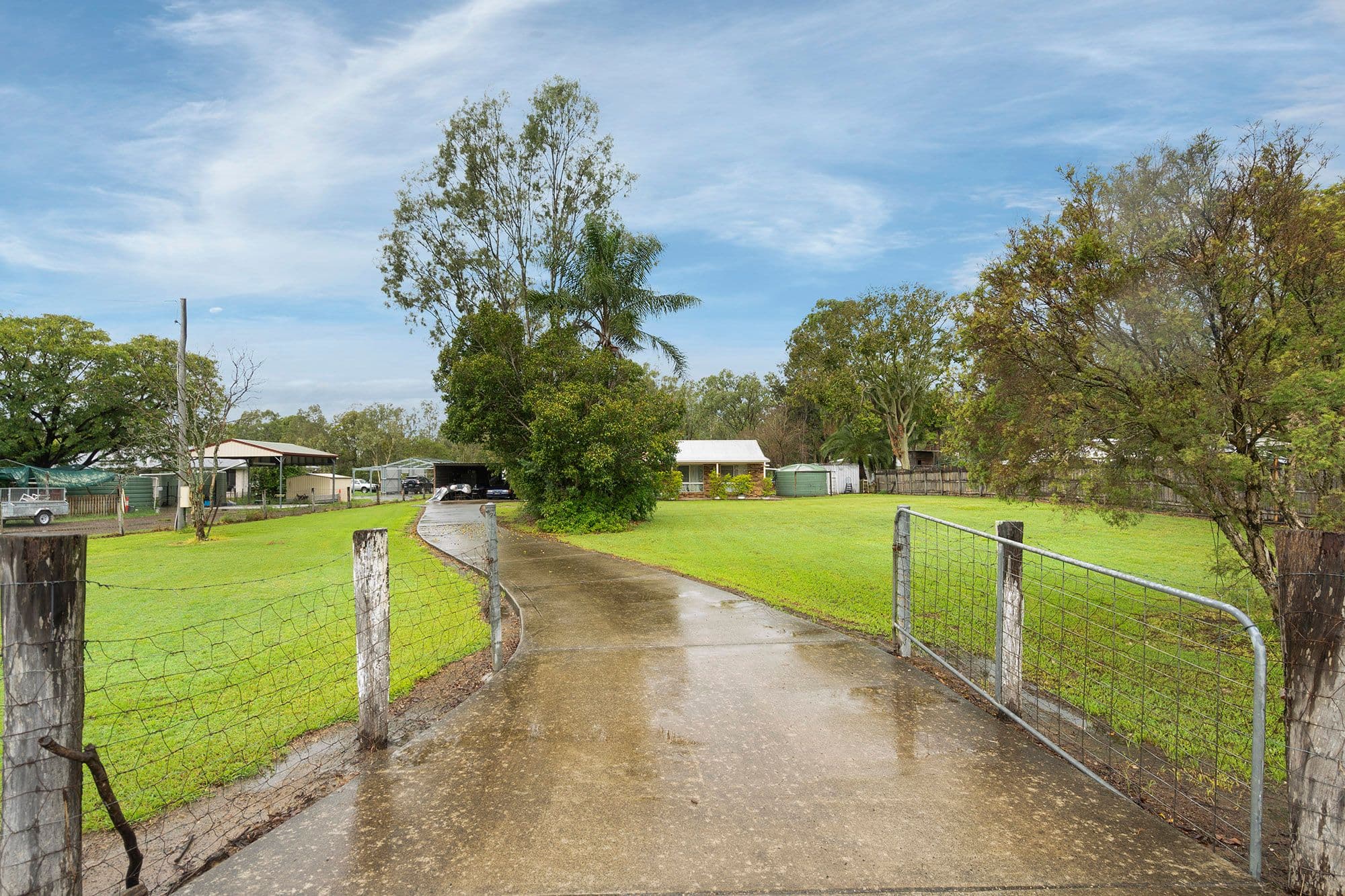 24 Eileen Court, Kensington Grove QLD 4341, Kensington Grove - Thumbnail 2