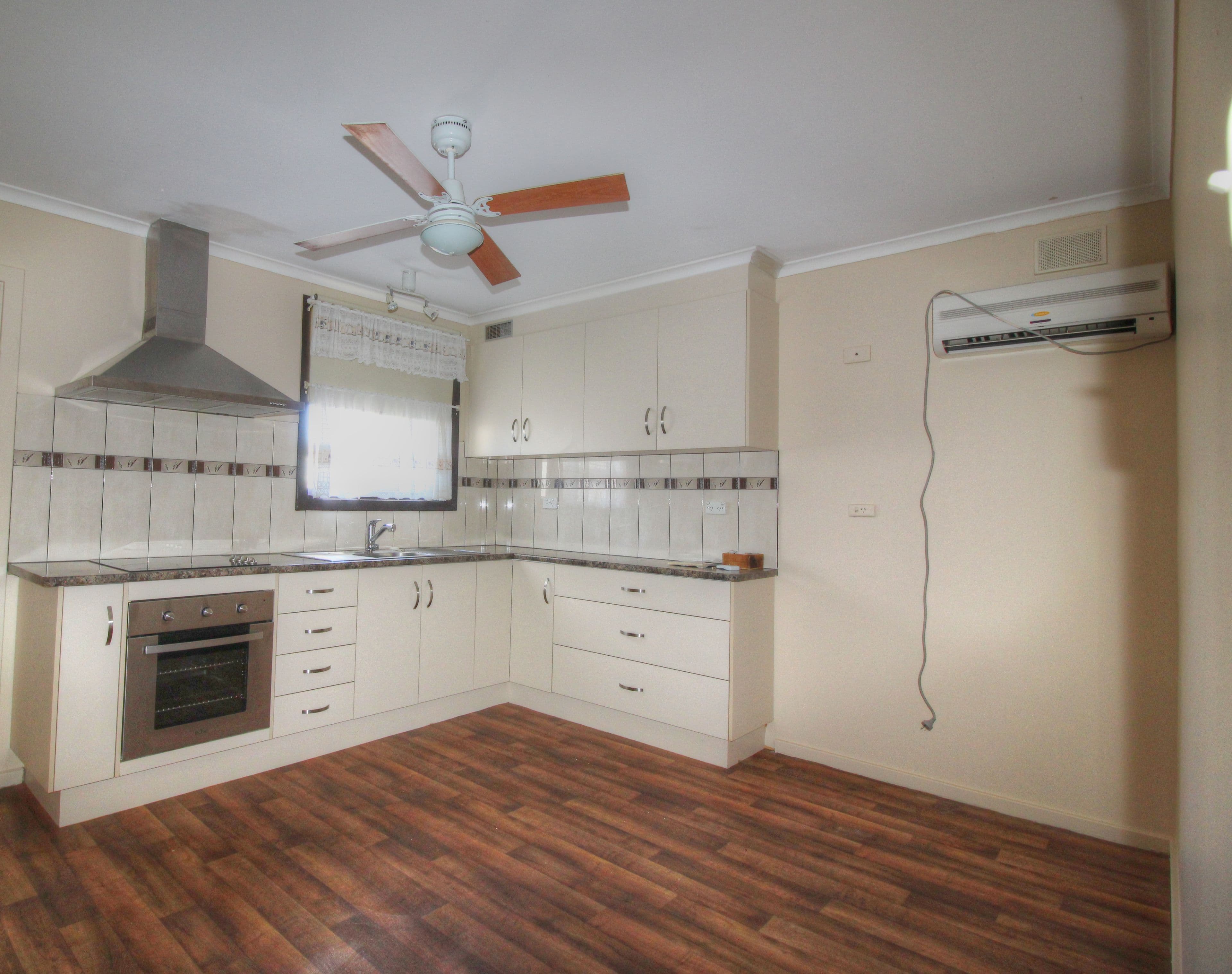 5 Belah Street, Renmark SA 5341, Renmark - Thumbnail 3