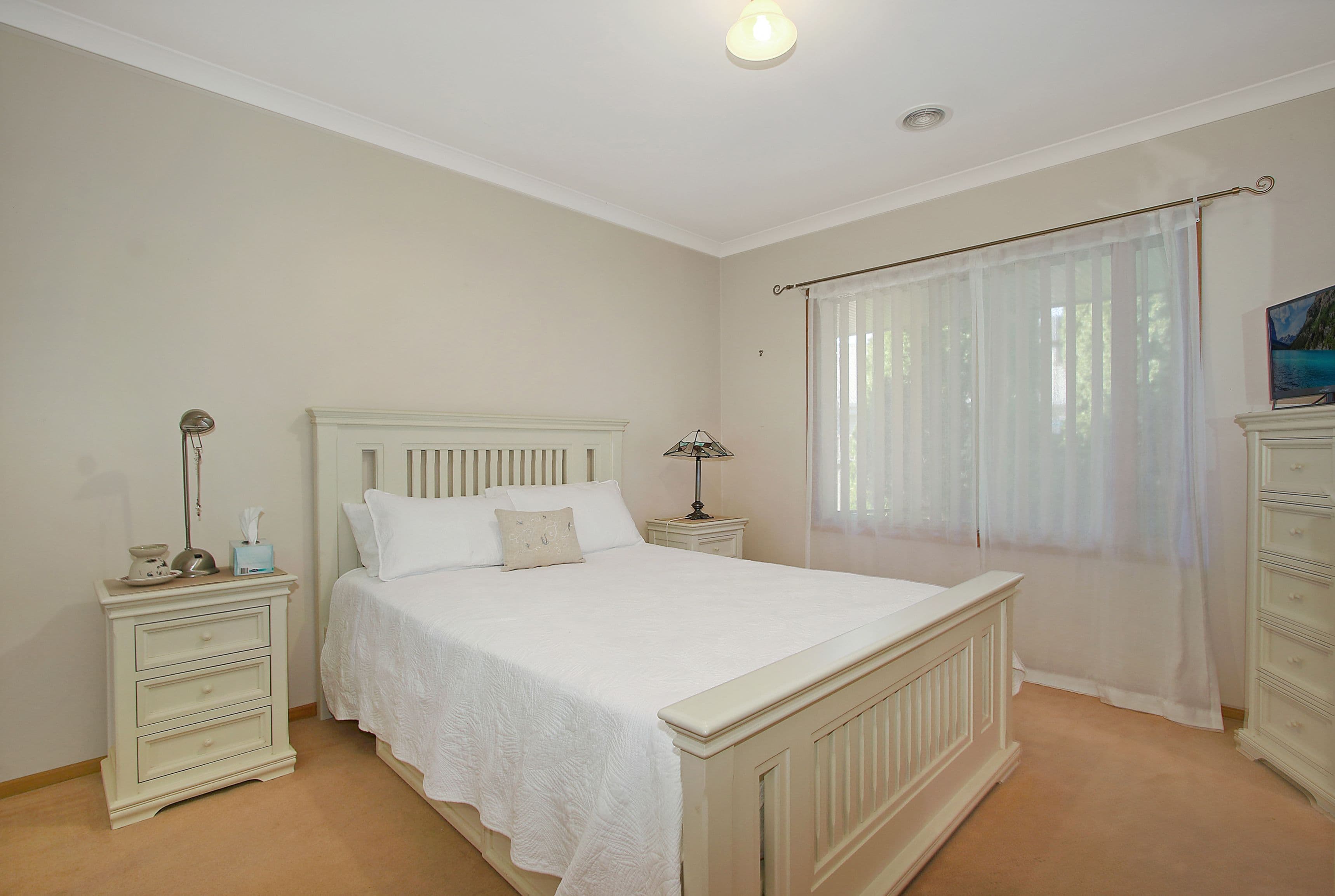 8 Swift Court, West Wodonga VIC 3690, West Wodonga - Thumbnail 2
