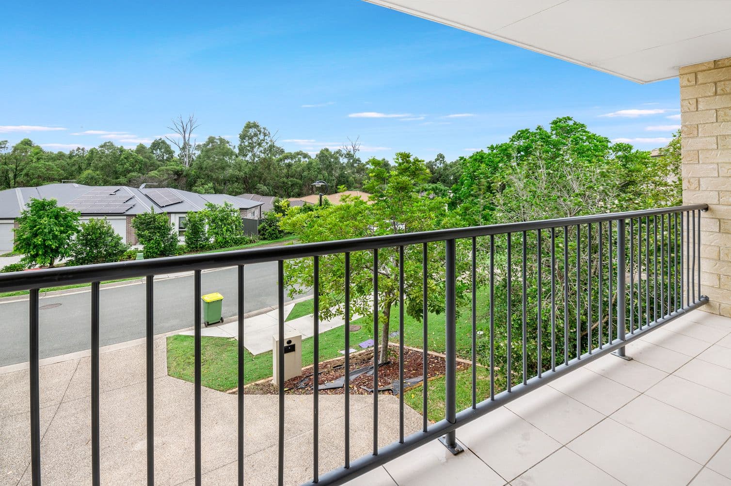 20 Bellagio Crescent, Coomera QLD 4209, Coomera - Thumbnail 4