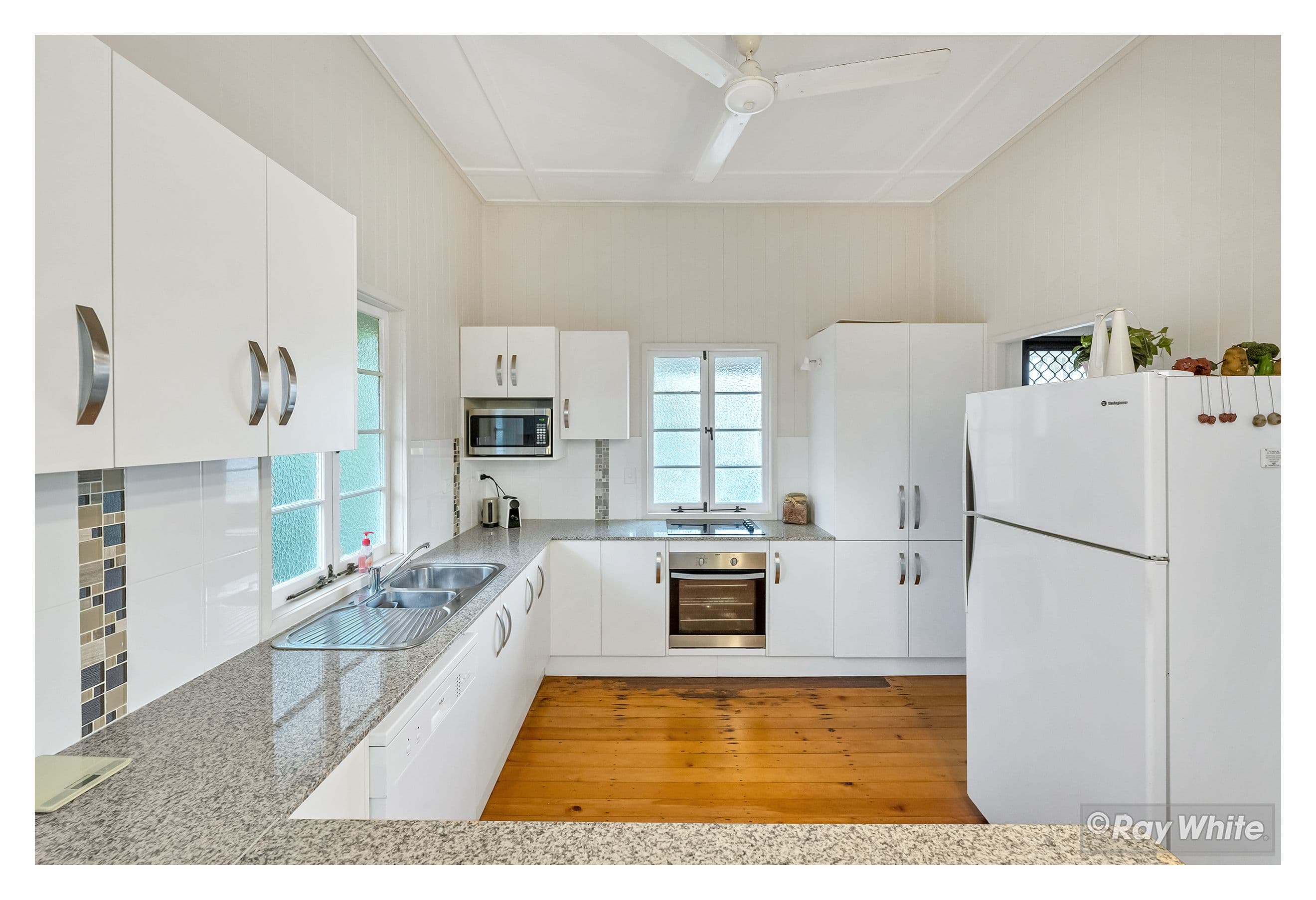 71 Spencer Street, The Range QLD 4700, The Range - Thumbnail 4
