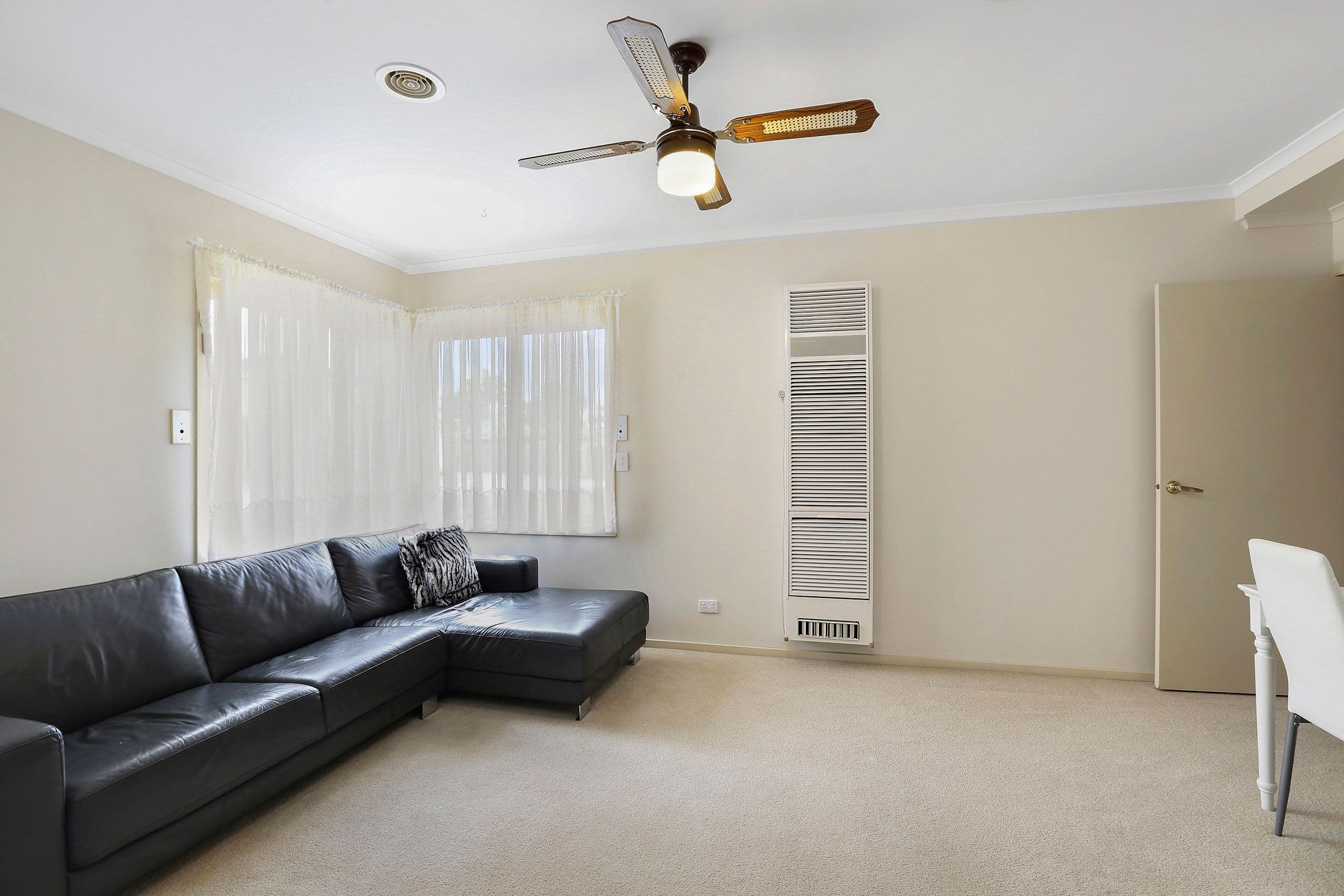 10 Clover Street, Lara VIC 3212, Lara - Thumbnail 4