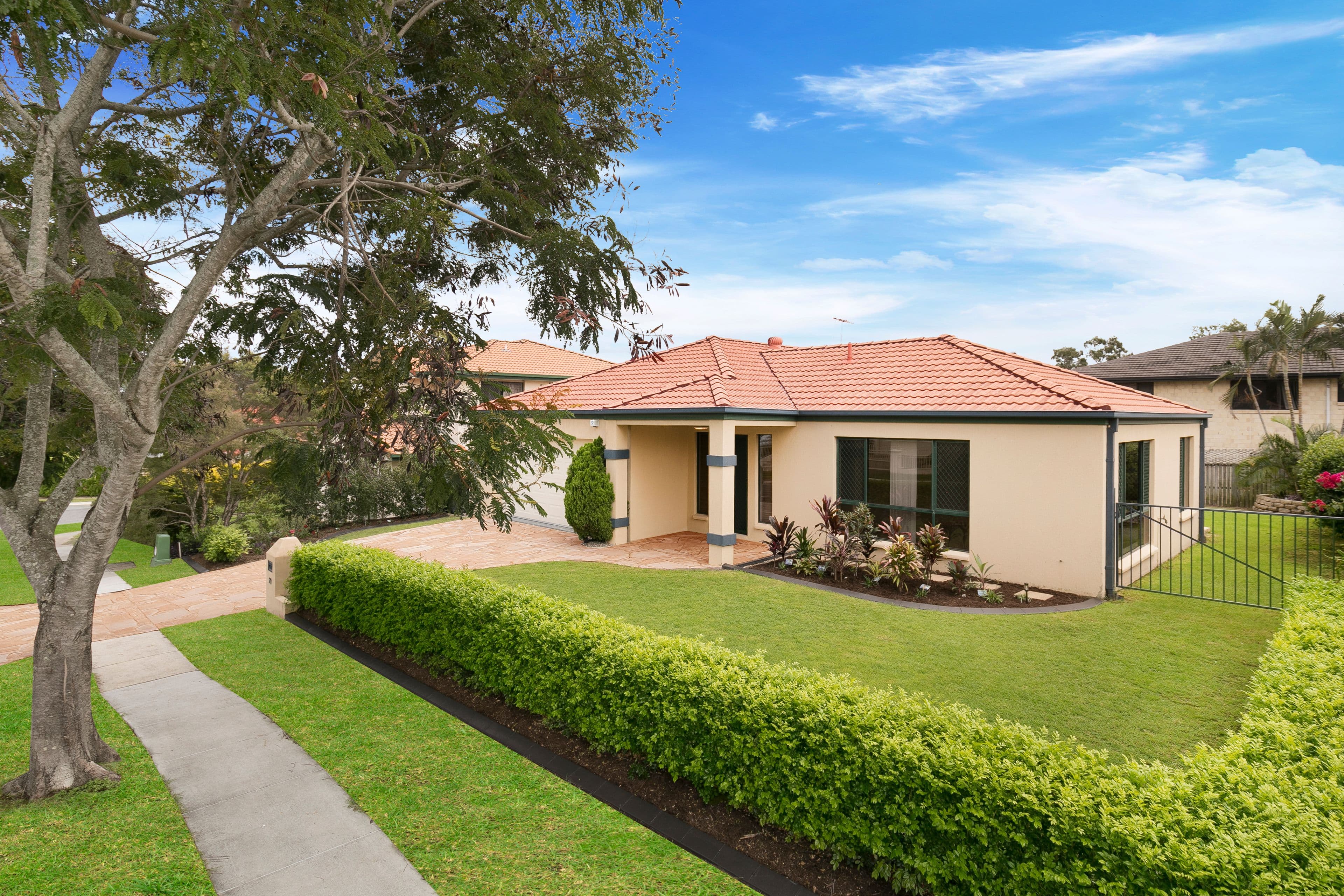 20 Oakmont Avenue, Oxley QLD 4075, Oxley - Image 1