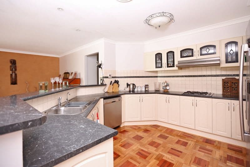 5 Coral Gum Court, WORRIGEE NSW 2540, Worrigee - Thumbnail 3