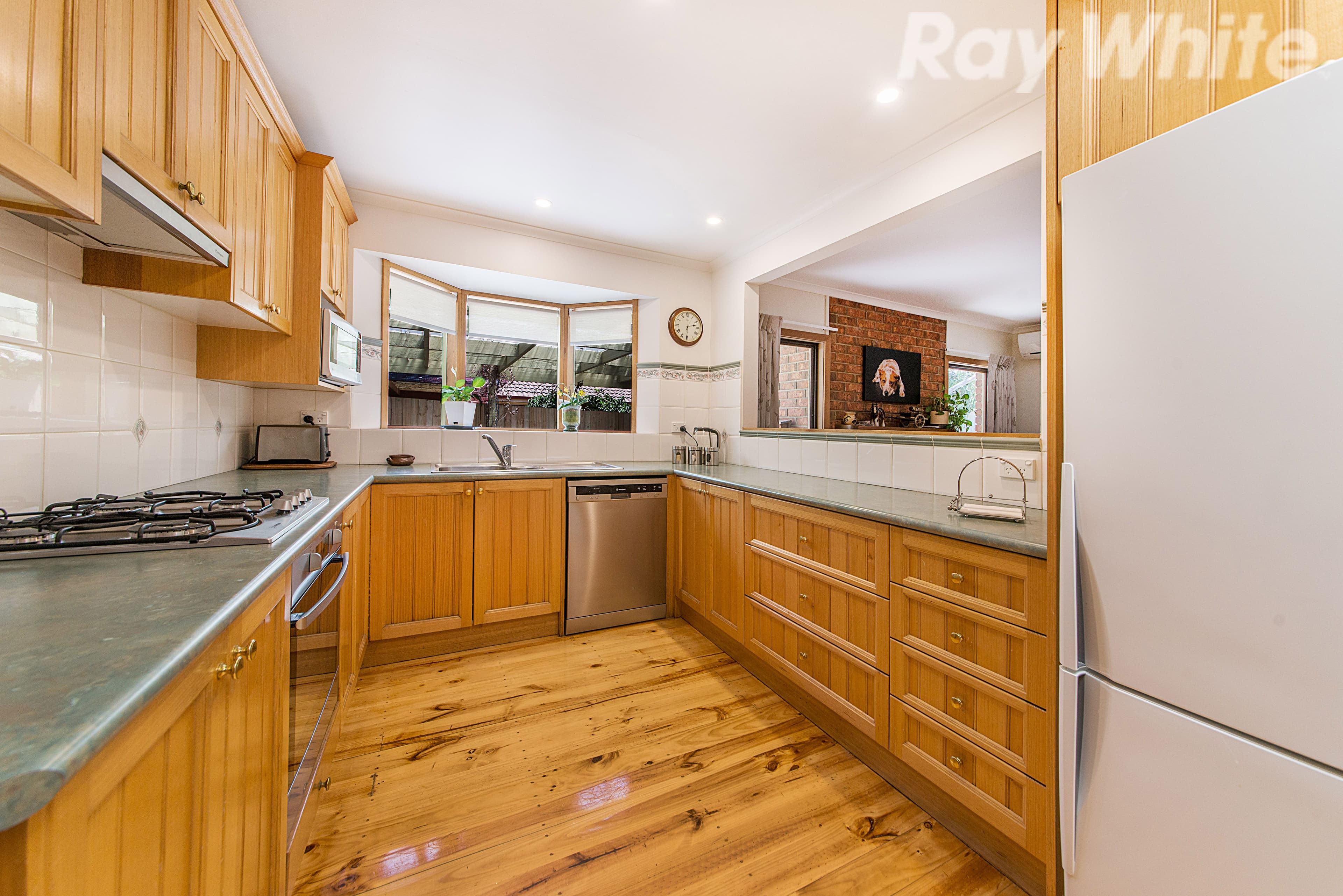 6 Lojosa Court, Ferntree Gully VIC 3156, Ferntree Gully - Thumbnail 4