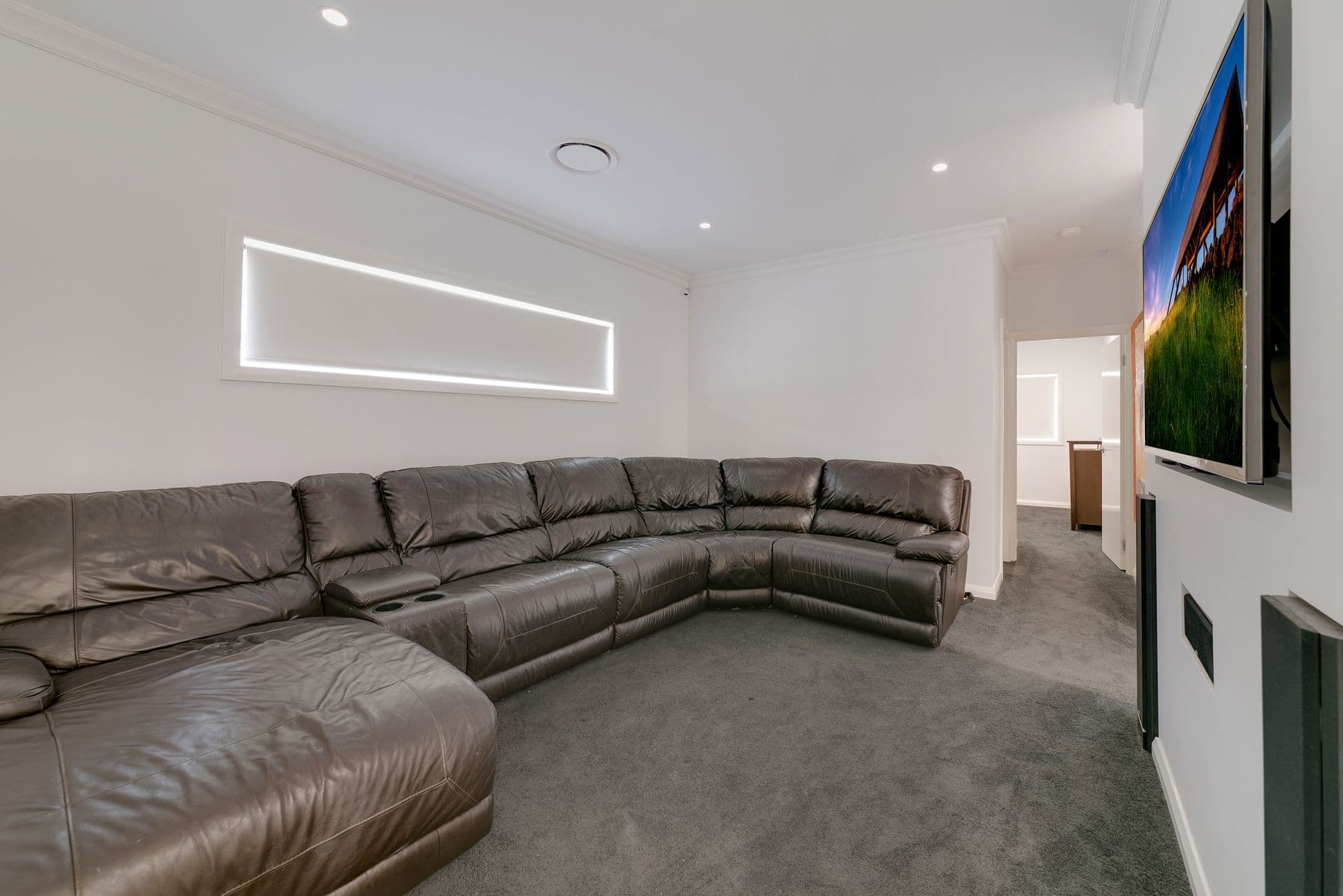 20 Young Circuit, Elderslie - Thumbnail 5