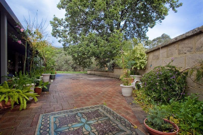 9 Balga Place, GOOSEBERRY HILL WA 6076, Gooseberry Hill - Thumbnail 2