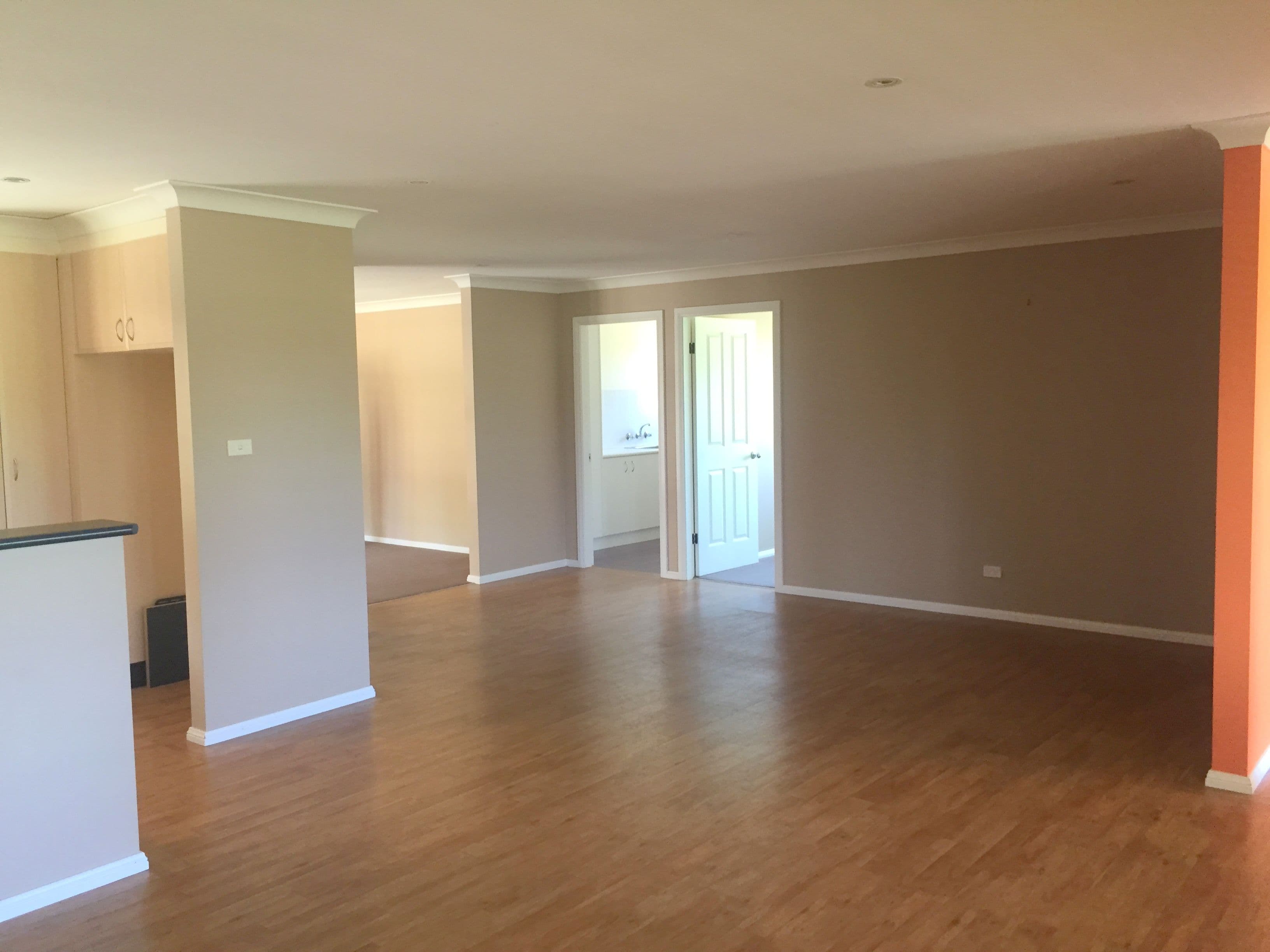 103 Taragala Street, Cowra - Thumbnail 2