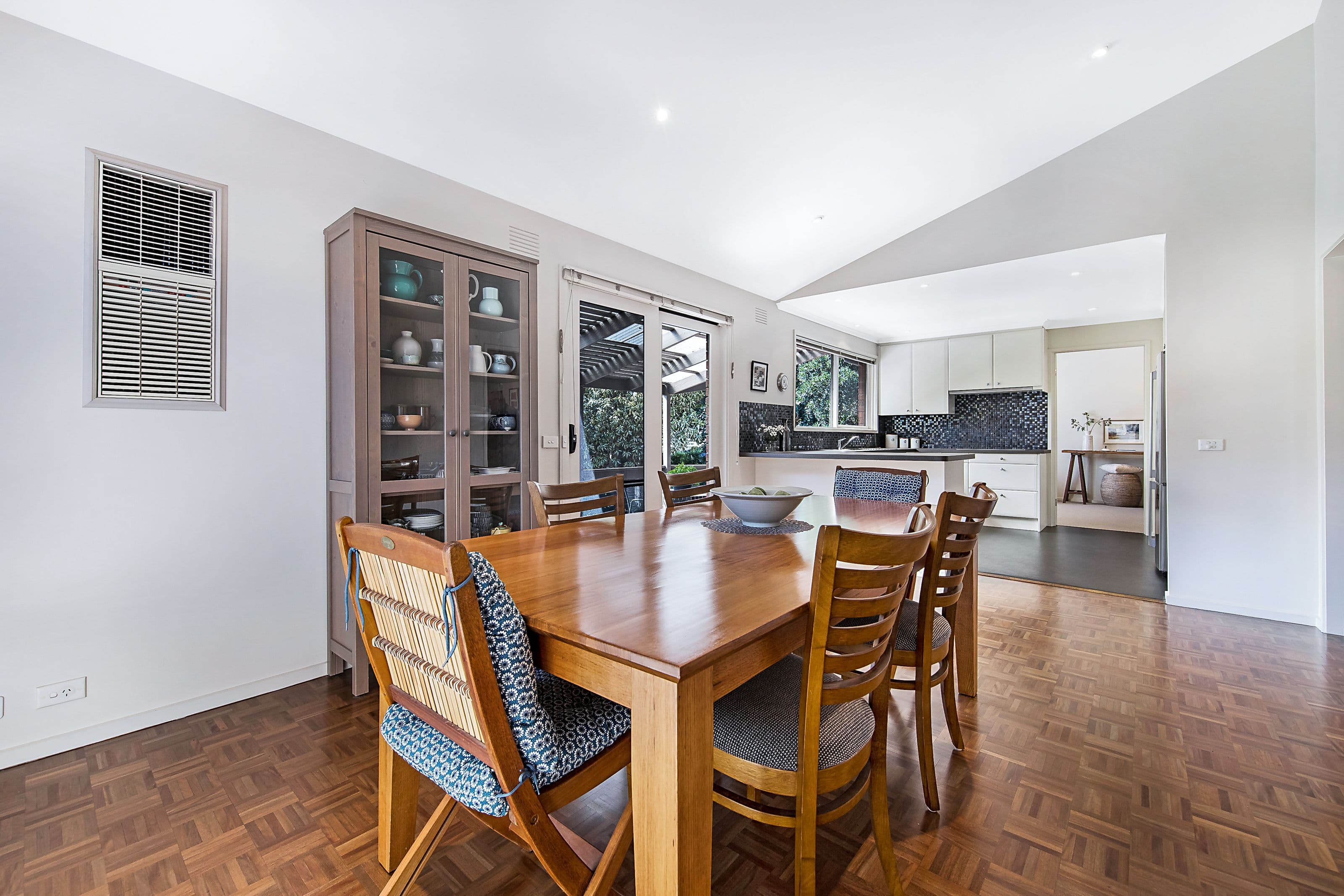 21 Heysham Drive, Wheelers Hill VIC 3150, Wheelers Hill - Thumbnail 3
