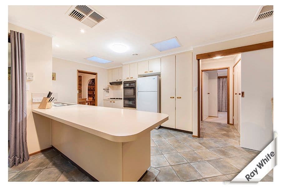 6 Bancks Crescent, McKellar ACT 2617, McKellar - Thumbnail 2