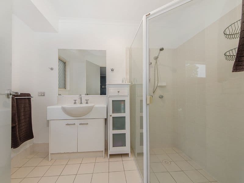 22 Dunedin Close, Merrimac QLD 4226, Merrimac - Thumbnail 8